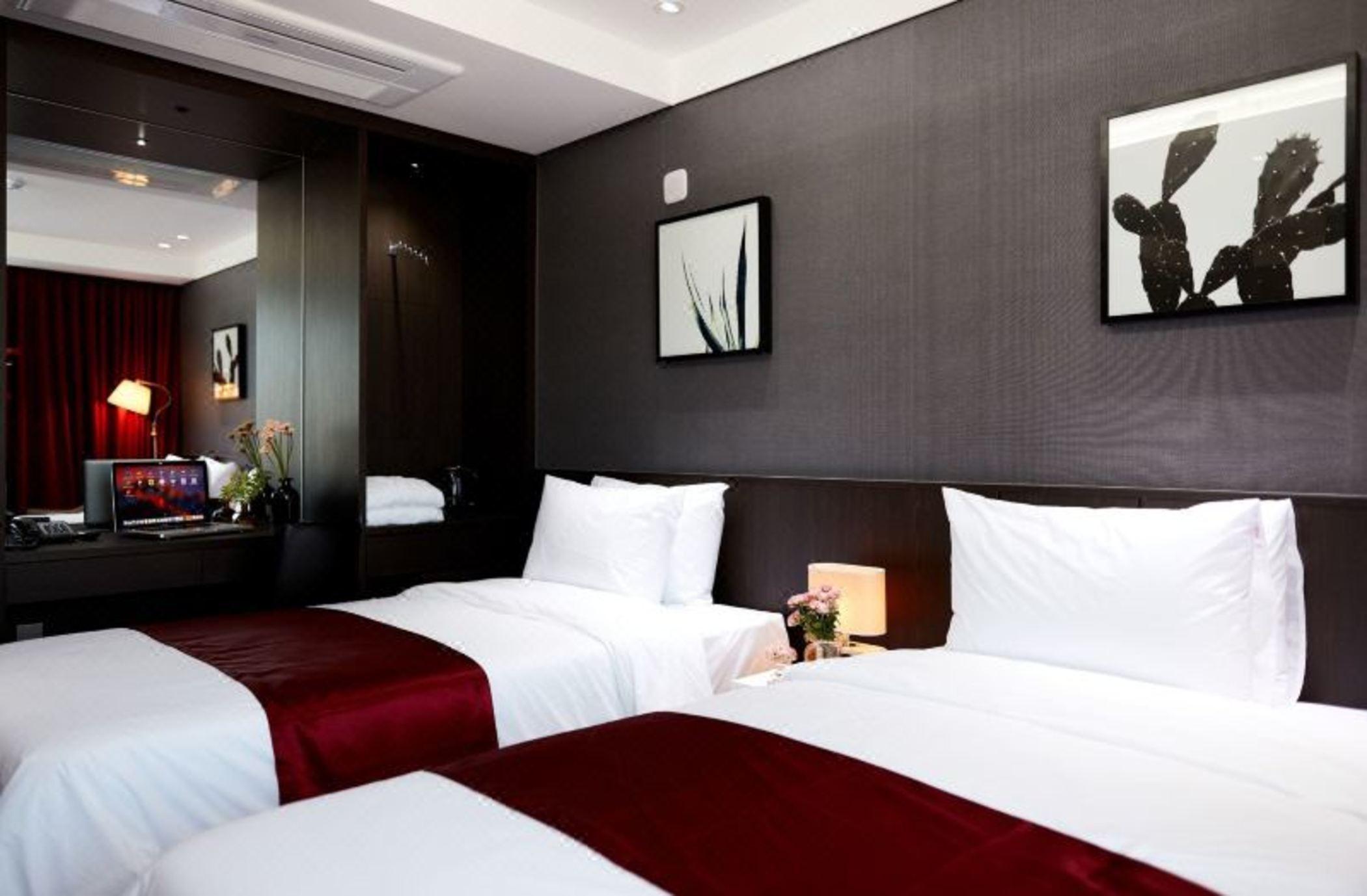 Ramada By Wyndham Yongin Hotel Kültér fotó