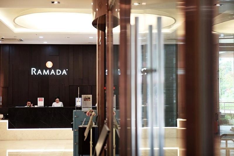 Ramada By Wyndham Yongin Hotel Kültér fotó