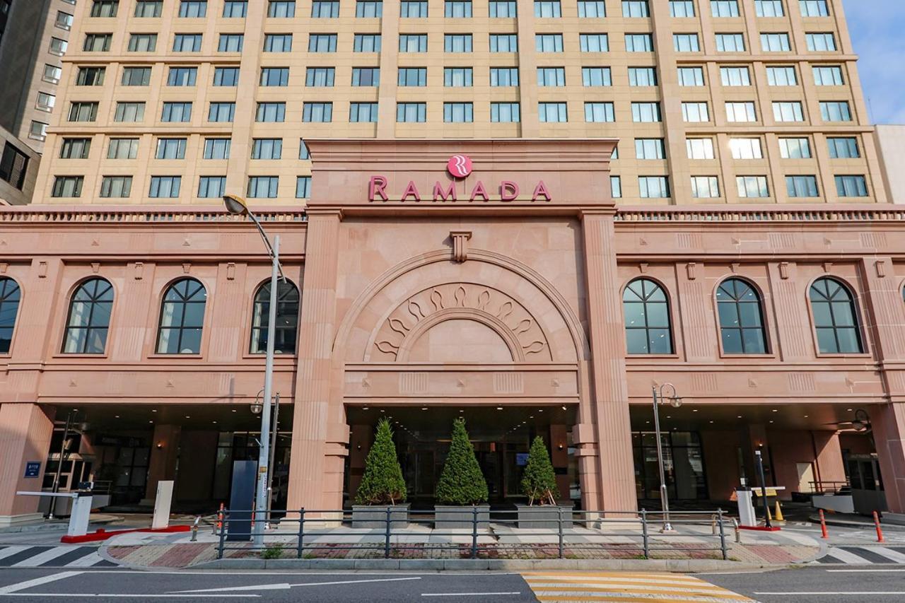 Ramada By Wyndham Yongin Hotel Kültér fotó